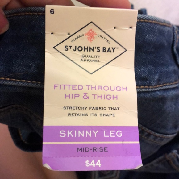 Jeans - Picture 4 of 5